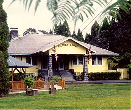 kilauea lodge bed