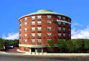 roundhouse suites hotel