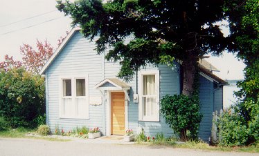 cottage on the cove